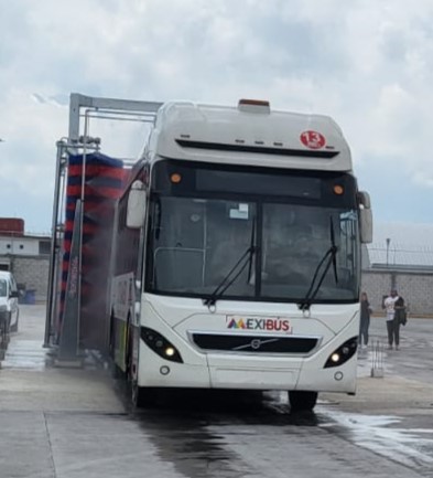 Mexibus, el sistema de transporte urbano del Estado de México, lava su flota con Inter Ibérica.